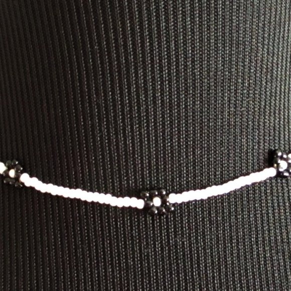 Necklaces - Picture 4 of 6